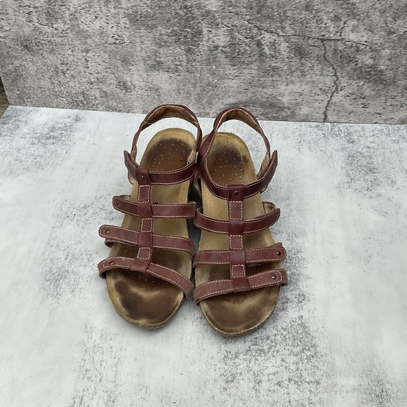 Taos Spirit Women's Size 9 Red Multi Strap Cork 2” Heel Sandals - Picture 4 of 9